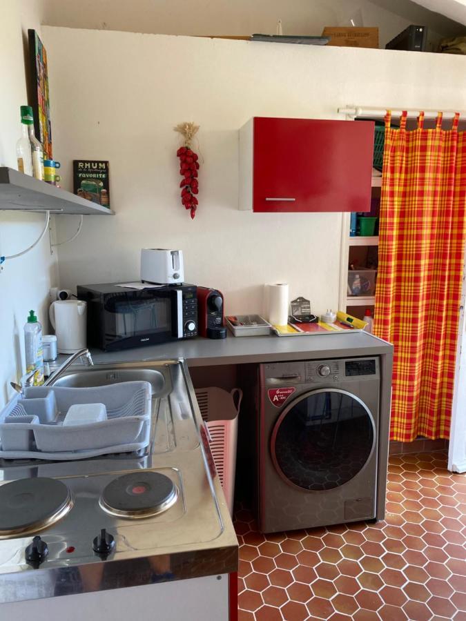 Studio des Perruches Fort-de-France Extérieur photo